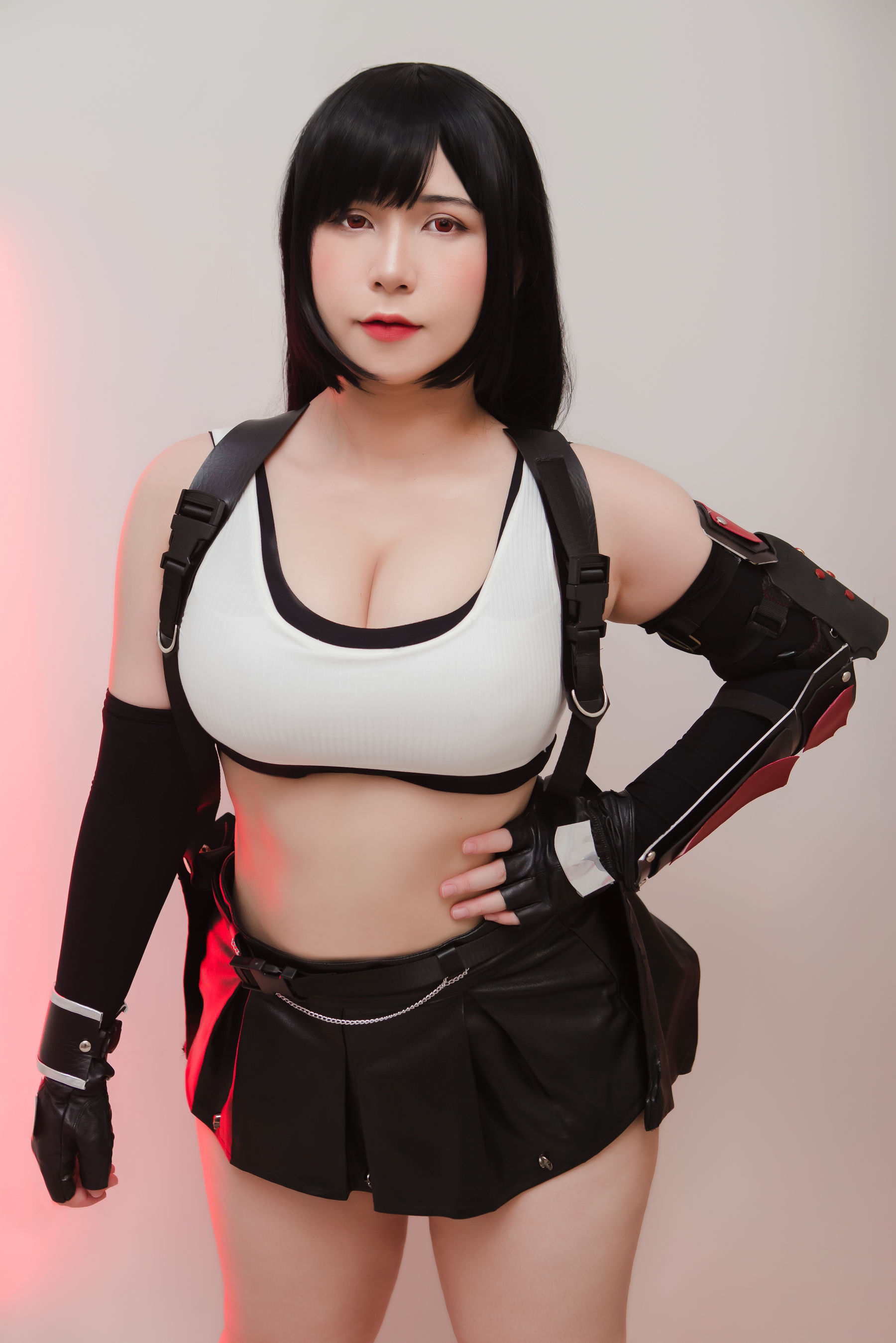 [网红COSER写真] Uy Uy – Tifa Lockhart 套图-二爷美图分享,Cosplay美图,私房写真,套图下载